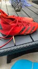 Voetbalschoenen adidas 37en half, Sport en Fitness, Ophalen of Verzenden