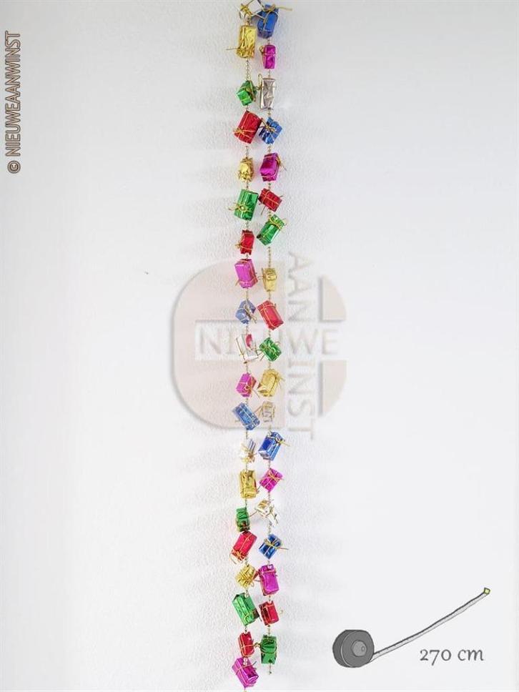 Sinterklaas pakjesguirlande met kralenketting – 270 cm, Divers, Saint-Nicolas, Envoi