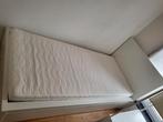 Eenpersoonsbed + lattenbodem + matras, Ophalen, Zo goed als nieuw