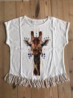 Witte t-shirt met giraf-print, maat 134-140, Comme neuf, Fille, Chemise ou À manches longues, Enlèvement ou Envoi