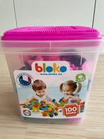 Bloko 100 pièces en boîte de rangement, Enfants & Bébés, Comme neuf, Enlèvement