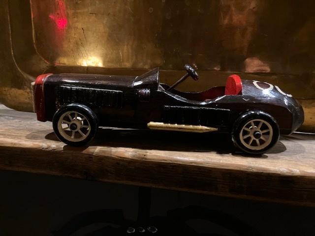 OUDE SPEELGOED AUTO IN HOUT. GOEDE STAAT, Antiek en Kunst, Antiek | Speelgoed, Ophalen of Verzenden