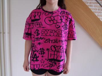T-shirt beschikbaar voor biedingen