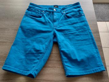 Blauwe short, w33