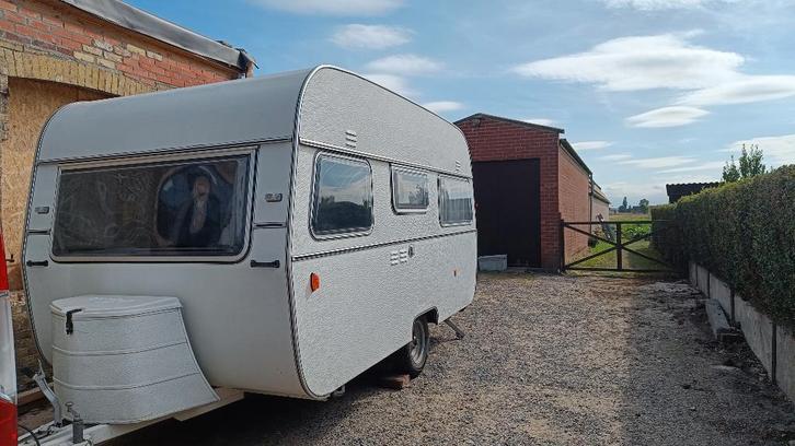 Caravan De Reu, Caravanes & Camping, Caravanes, Particulier, jusqu'à 4, 750 - 1000 kg, Siège de train, Autres marques, Coin salon convertible