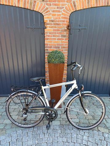 HERENFIETS. - THOMPSON  beschikbaar voor biedingen