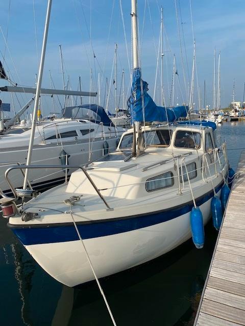 LM 24 Motorsailer, Watersport en Boten, Kajuitzeilboten en Zeiljachten, Gebruikt, Tourjacht of Cruiser, Polyester, 6 tot 9 meter