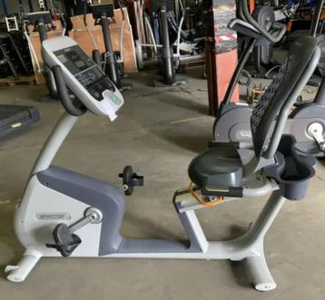 Precor RBK 815 Recumbent Bike met Experience Console beschikbaar voor biedingen