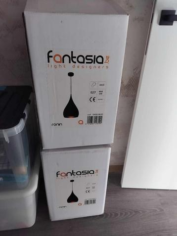 2 hanglampen Fantasia Ronin beschikbaar voor biedingen