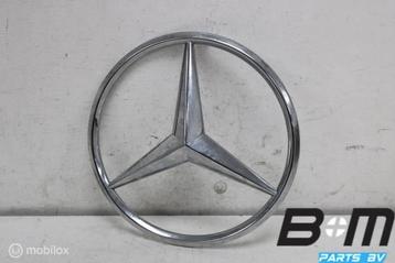 Grille logo Mercedes A008172116 beschikbaar voor biedingen