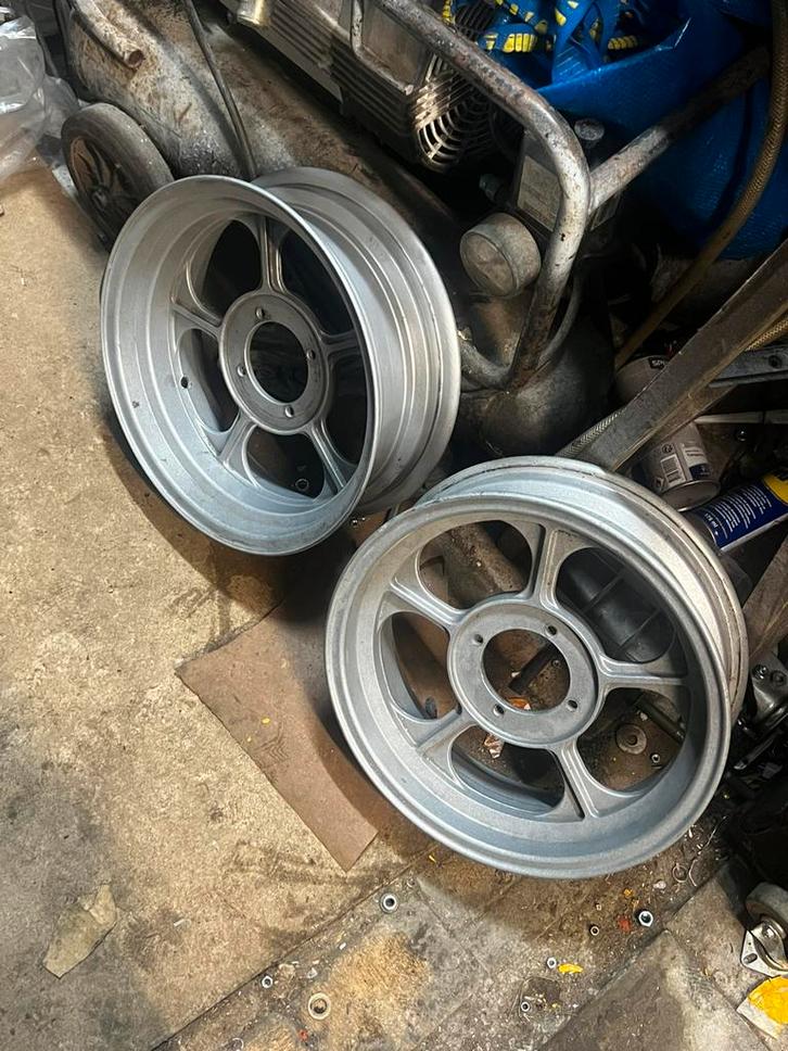 Falcon type velge 12”, Vélos & Vélomoteurs, Pièces de cyclomoteur | Général, Enlèvement