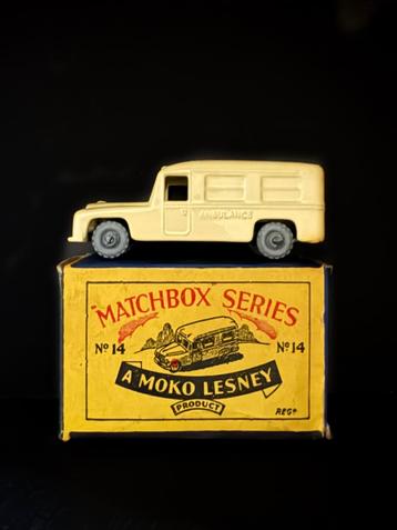 Matchbox nr 14 Daimler Ambulance beschikbaar voor biedingen