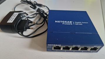Netgear switch 105 beschikbaar voor biedingen