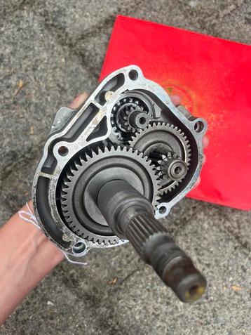 Vespa overbrengingshuis met tandwielen beschikbaar voor biedingen