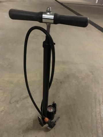 Renncompressor beschikbaar voor biedingen