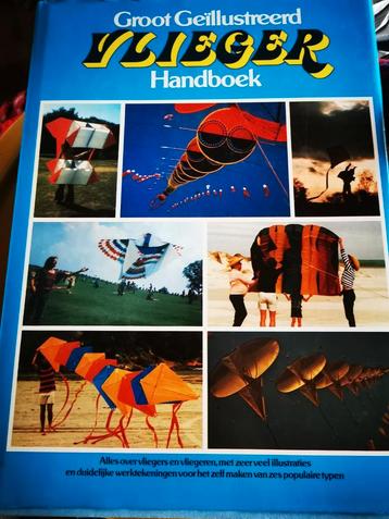 Groot geïllustreerd vlieger handboek (strandvlieger) 1978  beschikbaar voor biedingen