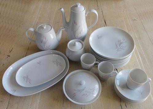 Vintage Mosa select servies met grijs en roze motief, Huis en Inrichting, Keuken | Servies, Zo goed als nieuw, Overige typen, Overige stijlen