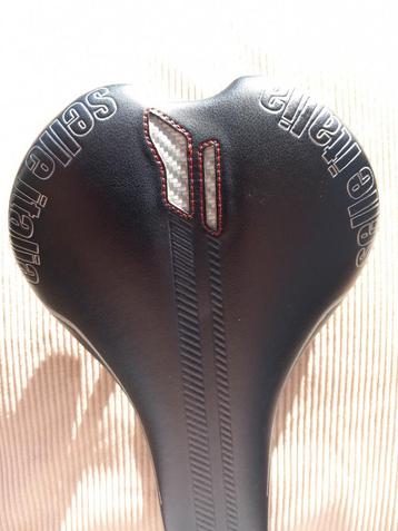 Selle Italia Ultralicht carbon mountainbikezitje 