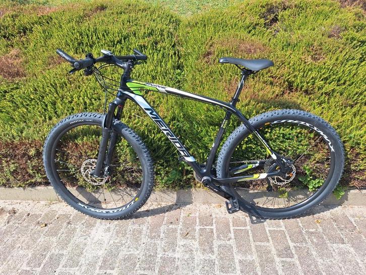 Très beau vtt full carbonne Mérida big nine 6000  taille xl, Fietsen en Brommers, Fietsen | Mountainbikes en ATB, Zo goed als nieuw