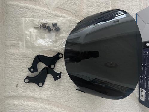 Visière pare-brise moto universelle fumée + fixations | Neuv, Motoren, Kleding | Motorhelmen, S, Nieuw zonder kaartje, Ophalen of Verzenden