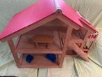 Pintoy houten poppenhuis landhuis. Blank/rood. L82xB45,5xH61, Poppenhuis, Ophalen