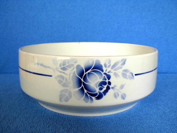 Rosine groentenkom van St. Amand - Ceranord, Antiek en Kunst, Antiek | Servies los, Ophalen of Verzenden