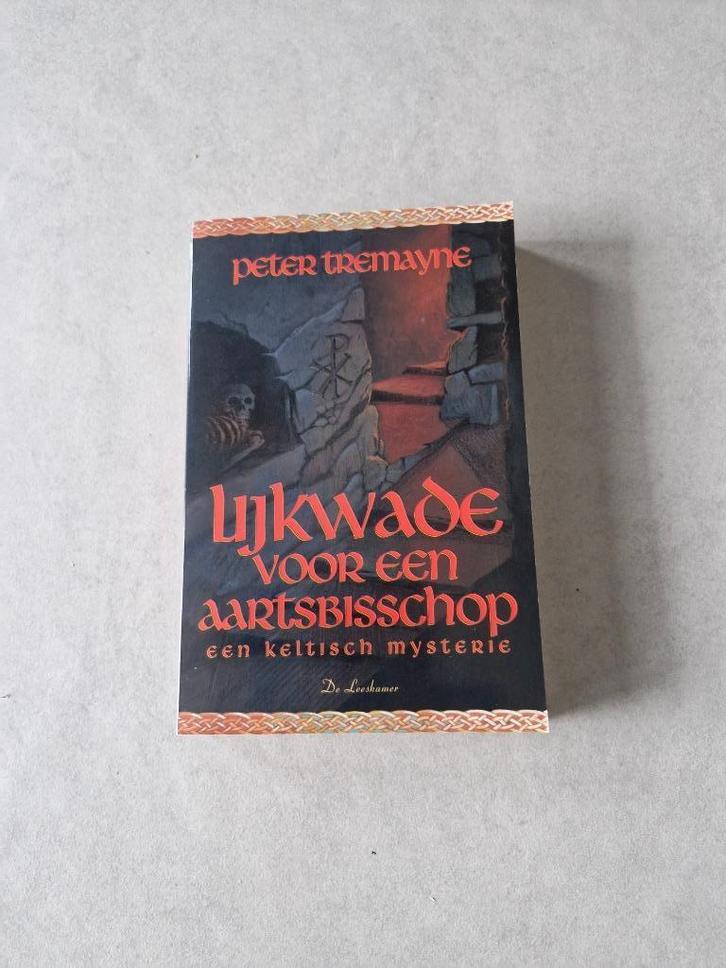 Lijkwade voor een aartsbisschop - Peter Tremayne, Boeken, Detectives, Gelezen, Ophalen of Verzenden