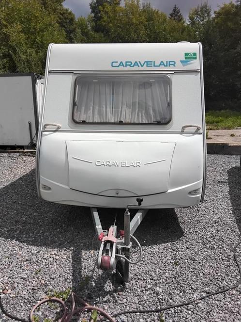 caravanes 400 avec auvent, Caravans en Kamperen, Caravans, Particulier, Caravelair, Vast bed, Luifel, Uitbouw voortent, Ophalen