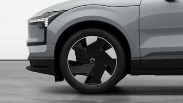 Volvo NIEUWE 19 inch velgen + winterbanden EX30 beschikbaar voor biedingen