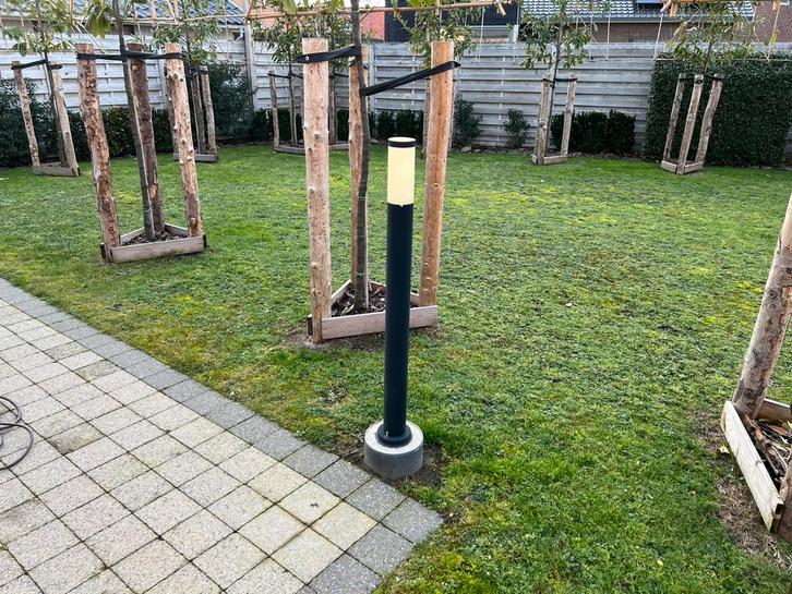 Tuinverlichting, Tuin en Terras, Buitenverlichting, Gebruikt, Staande lamp, Staal, Minder dan 50 watt, Netvoeding, Waterbestendig