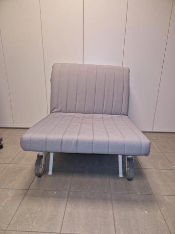 Canapé-lit Ikea robuste pour 1 personne en parfait état !
