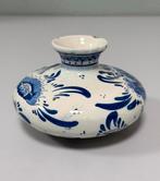 Vase vintage ancien en porcelaine bleue bleue de Delft, Antiquités & Art, Enlèvement ou Envoi