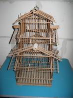 Hout/bamboe vogelkooi in de vorm van een pagode, Ophalen, Gebruikt, Overige materialen, Vogelkooi