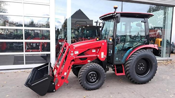 Mini tracteur TYM HST + cabine + chargeur frontal, la neige, Articles professionnels, Machines & Construction | Entretien & Nettoyage