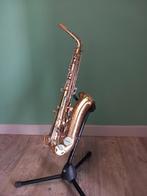 Saxofoon Evette, Enlèvement, Avec valise