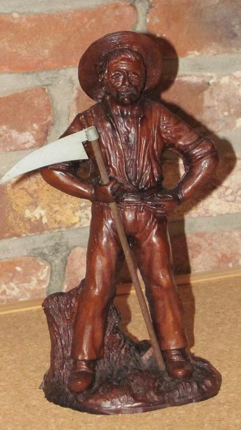 Beeldje Boer met zeis, Antiek en Kunst, Curiosa en Brocante, Ophalen of Verzenden