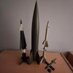 Modèles réduits de fusées/missiles connus., Enlèvement ou Envoi, Comme neuf, 1:32 à 1:50