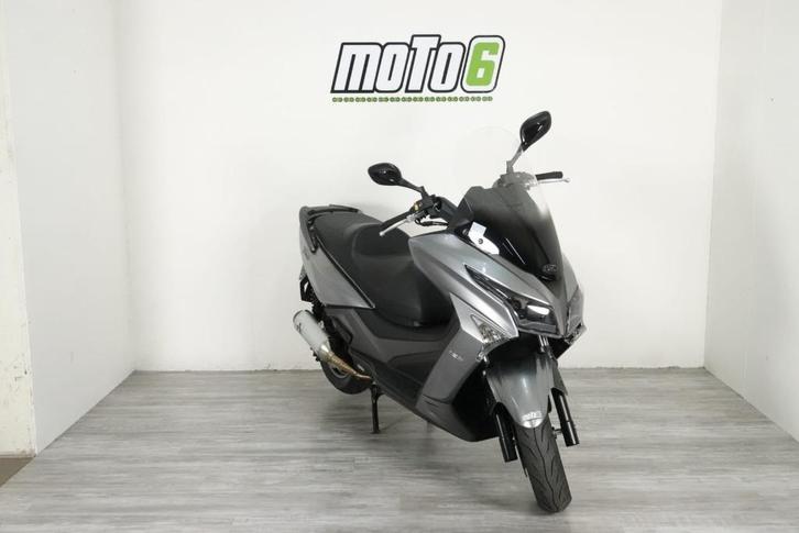 Kymco Xtown 125 demomotor, Motoren, Motoren | Overige merken, Bedrijf, Scooter, 11 kW of minder, 1 cilinder, Minimaal motorrijbewijs A1