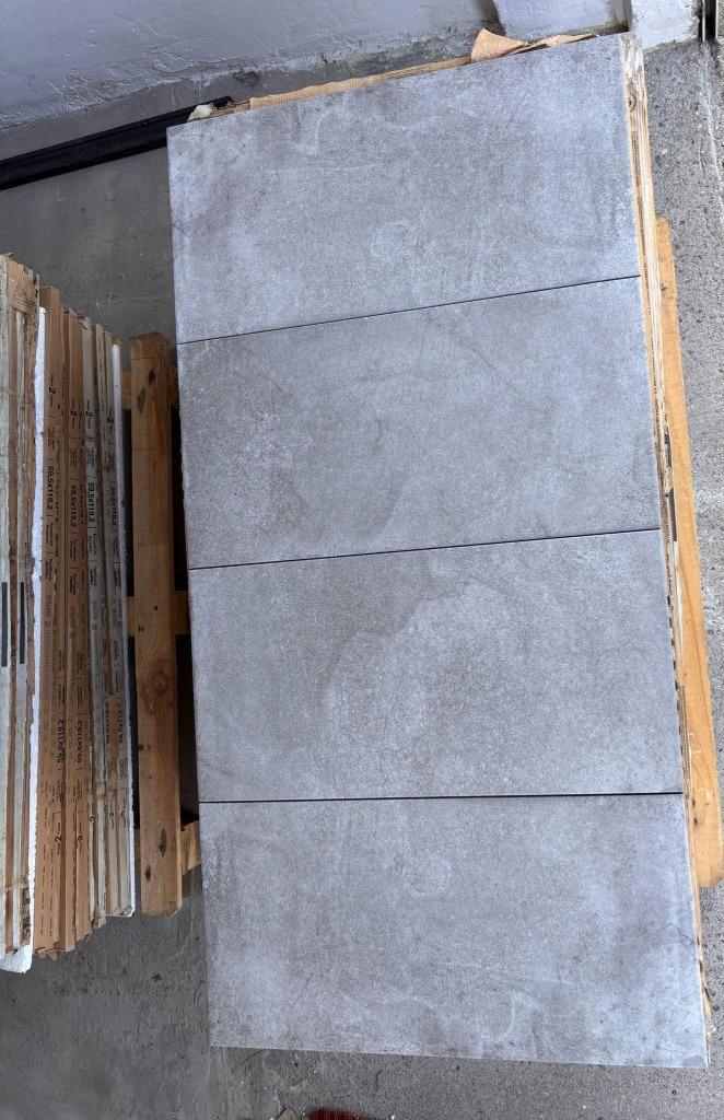 SPAANSE tegel, Doe-het-zelf en Bouw, Tegels, Nieuw, Vloertegels, Keramiek, 10 m² of meer, Ophalen