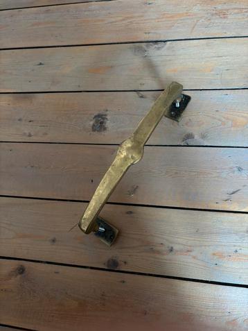 Deurgreep uit jaren ‘20 uit Grieks herenhuis beschikbaar voor biedingen