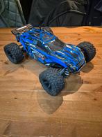 Traxxas rustler 4x4, Hobby & Loisirs créatifs, Modélisme | Radiocommandé & Téléguidé | Voitures, Voiture off road, Comme neuf