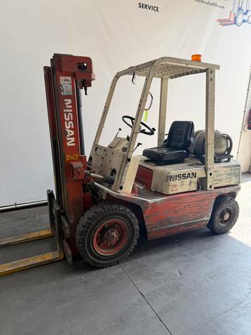 NISSAN HEFTRUCK LPG 2,5 ton triplex mast beschikbaar voor biedingen