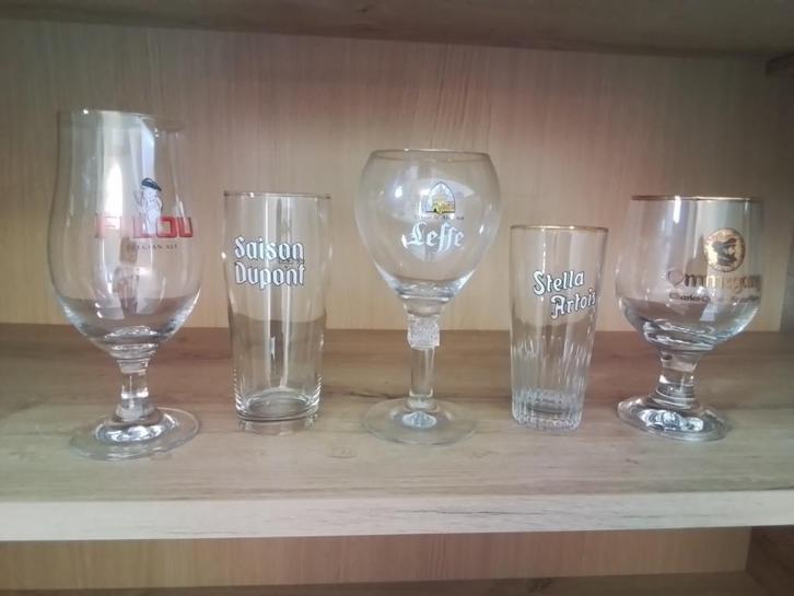 5 bierglazen: Saison Dupont, Filou, Ommegang..., Verzamelen, Biermerken, Gebruikt, Overige merken, Ophalen of Verzenden
