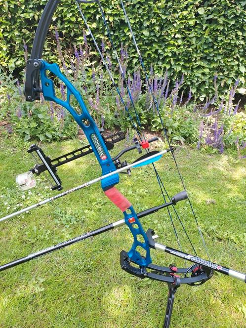 compoundboog PSE Phenom rechtshandig  deze week 350 €, Sport en Fitness, Handboogschieten, Zo goed als nieuw, Compoundboog, Ophalen