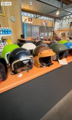 Lot de 32 casques Vespa en tailles courantes, Motos, Vêtements | Casques de moto, Casque jet
