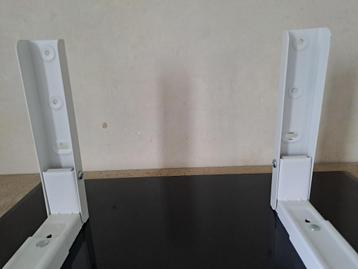 Support de fixation de micro-ondes beschikbaar voor biedingen