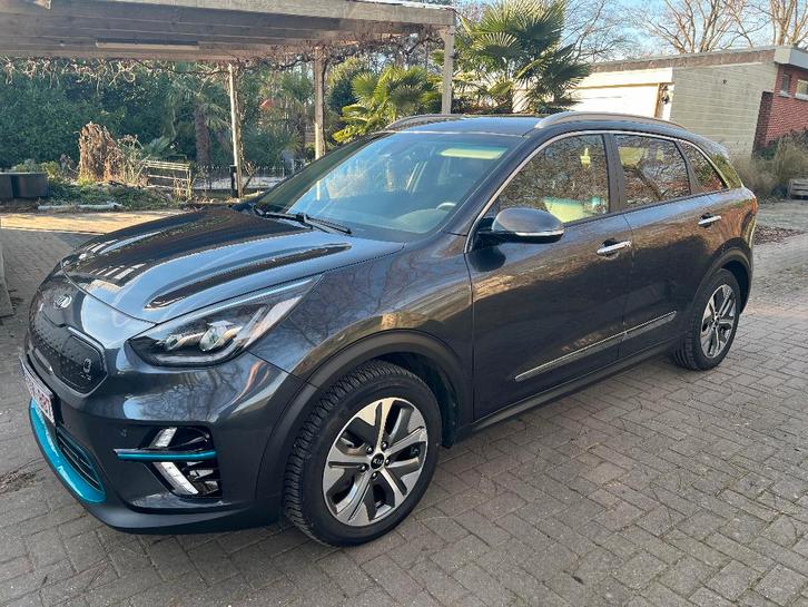 Kia e-Niro 64 kWh volledig elektrisch, Auto's, Kia, Particulier, Niro, ABS, Achteruitrijcamera, Adaptieve lichten, Adaptive Cruise Control