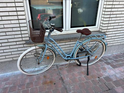 Blauwe fiets Elops Decathlon, Fietsen en Brommers, Fietsen | Dames | Moederfietsen, Gebruikt, Overige merken, Mandje, Versnellingen