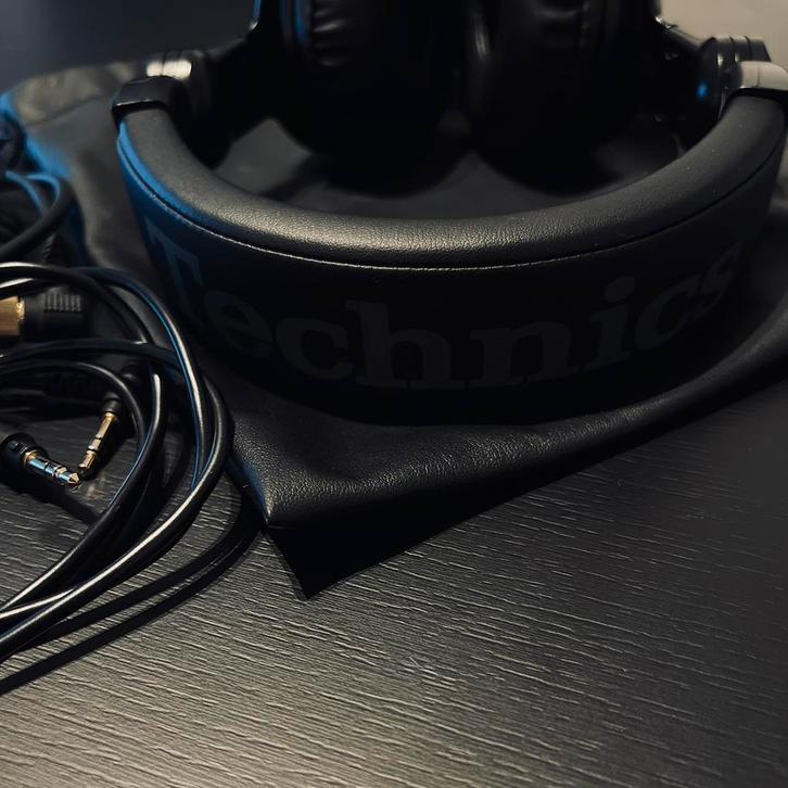 Casque DJ/casque DJ Technics EAH-DJ1200, Musique & Instruments, DJ sets & Platines, Comme neuf, DJ-Set, Technics, Enlèvement ou Envoi