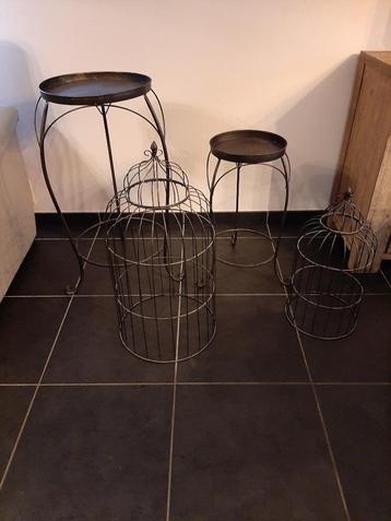 cage decorative en fer travaille sur pied beschikbaar voor biedingen